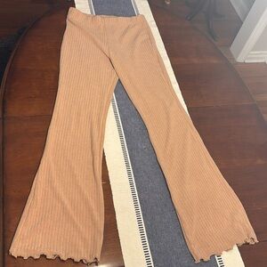 Audrey 3+1 
terry cloth wide legged pants 
elastic waist
gold color